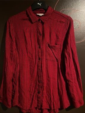beachlunchlounge Red and Black Micro-Check Button-Down Shirt